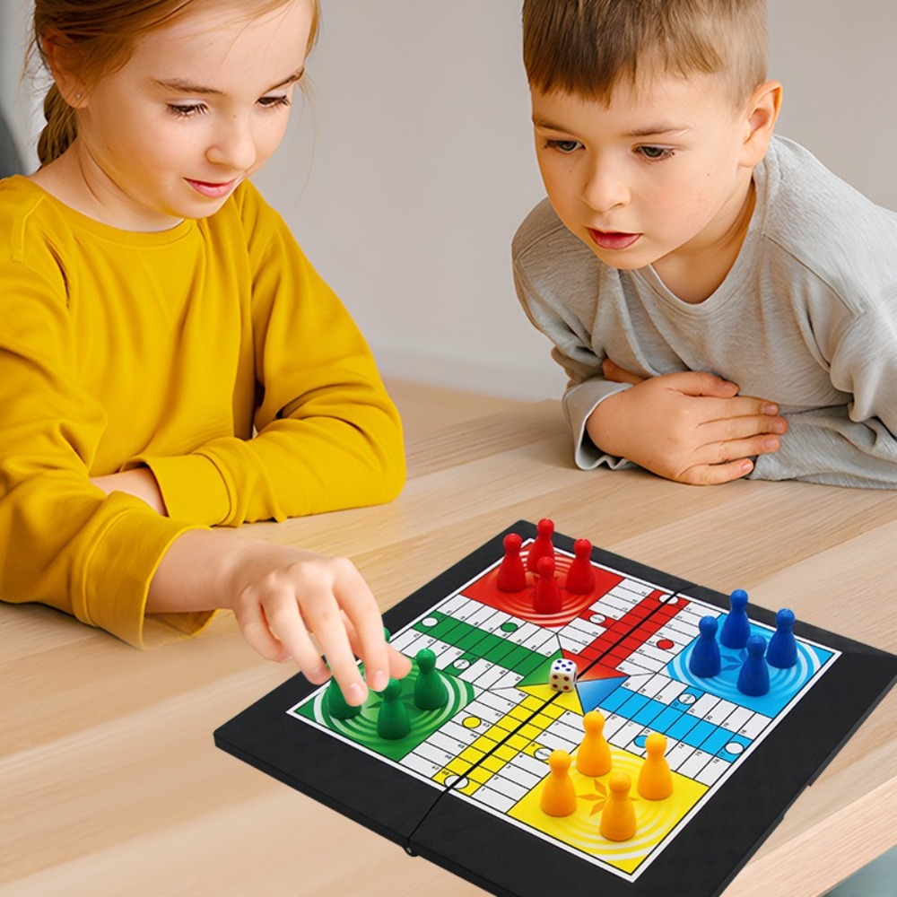 Classic Foldable Ludo Game Set - đánh giá và giá Board Game Ludo