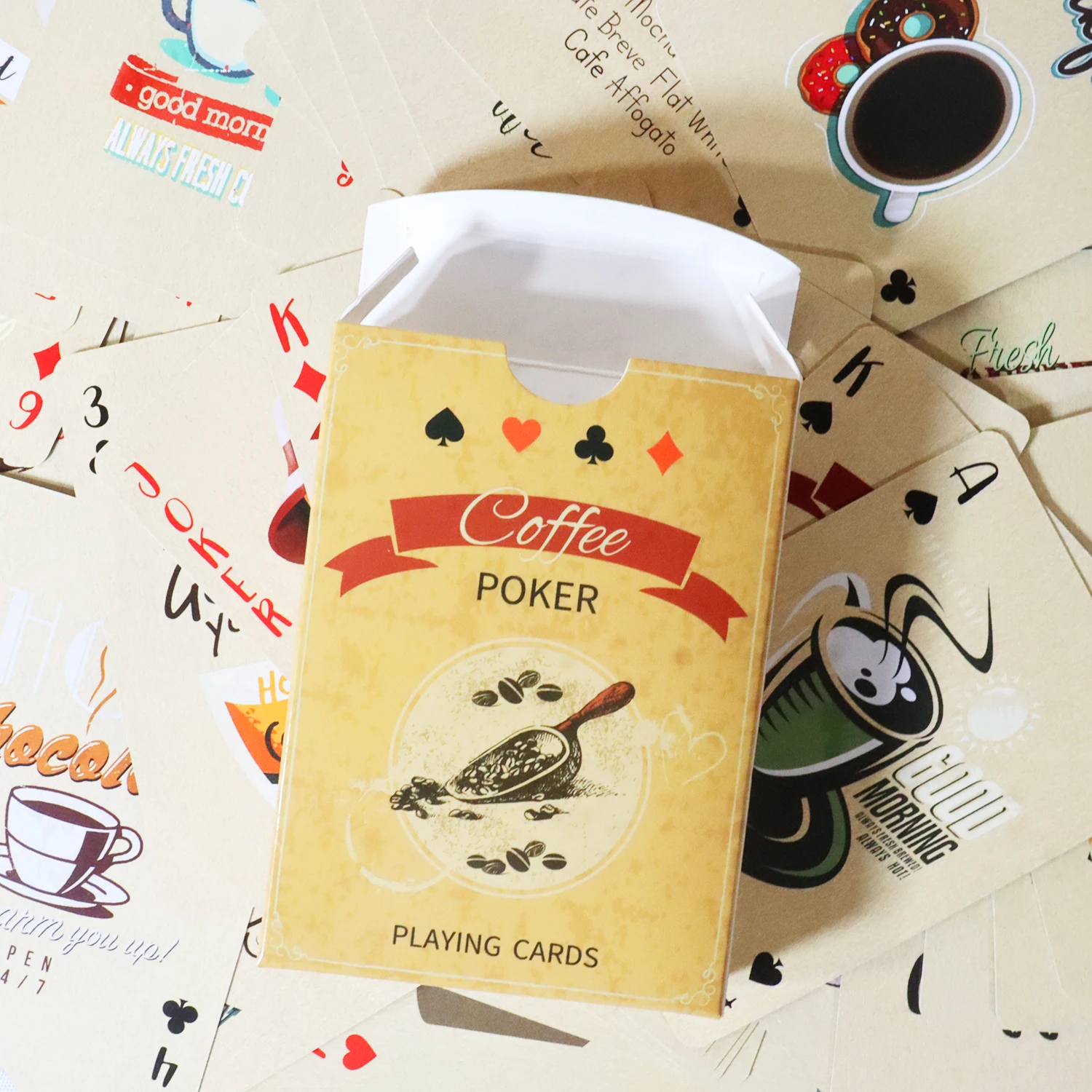 Coffee Paper Playing Cards Vin - đánh giá và giá Board Game Yearbook