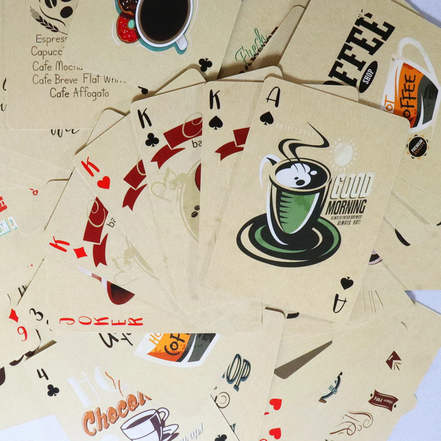 Coffee Paper Playing Cards Vin - đánh giá và giá Board Game Yearbook